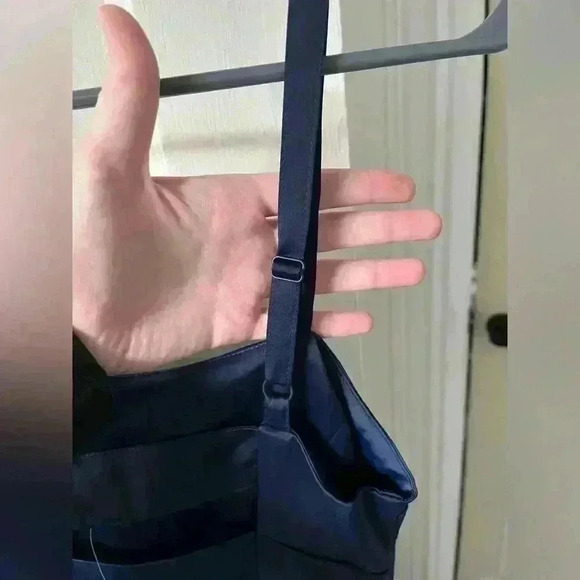 NWT Urban Outfitters Silk Slip Dress size extra small‎ - Picture 9 of 10